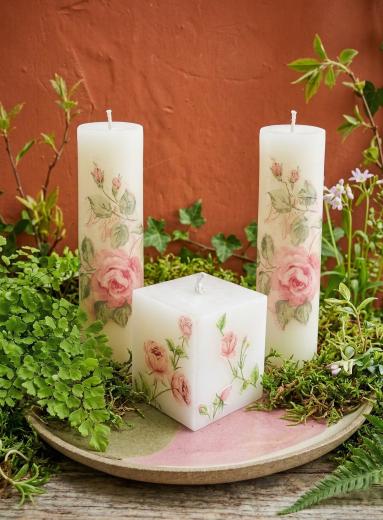 Velas decoradas con técnica de decoupage