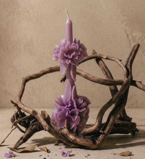 Vela escamada color lila 